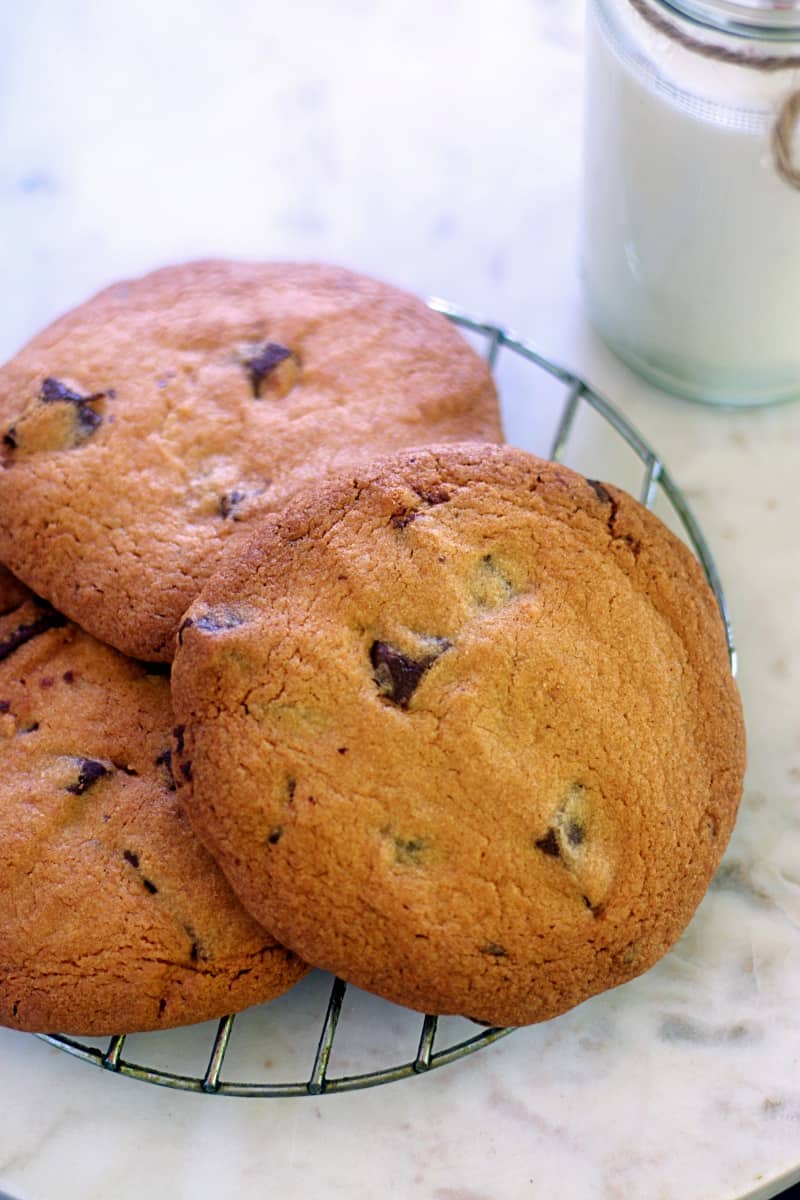 science-behind-chocolate-chip-cookies