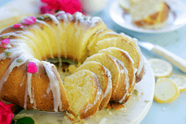 How to make the Best Old fashioned Pound Cake recipe - Spices N Flavors