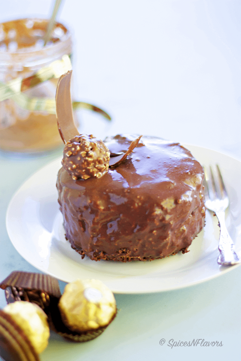 Lavish Ferrero Rocher Cake Half Kg