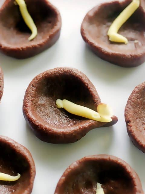 chocolate diya peda chocolate peda indian sweet indian mithai diwali special indian sweet quick diwali recipes easy diwali recipes indian festival recipes