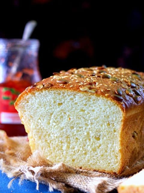 Easy Super Soft No Knead White Bread In 5 Steps - Spices N Flavors