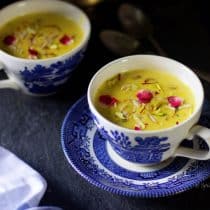 makhane ki kheer, makhana kheer, how to make makhana kheer, makhana in pregnancy, how to roast makhana, benefits of eating makhana, protein in makhana, how much makhana to eat in a day, makhana in weight loss, makhana nutritiional information, how to eat makhana, makhana recipes, how to make makhana,