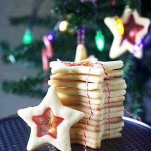 stained glass cookies arranged in vertical way showing a close up view of one cookie