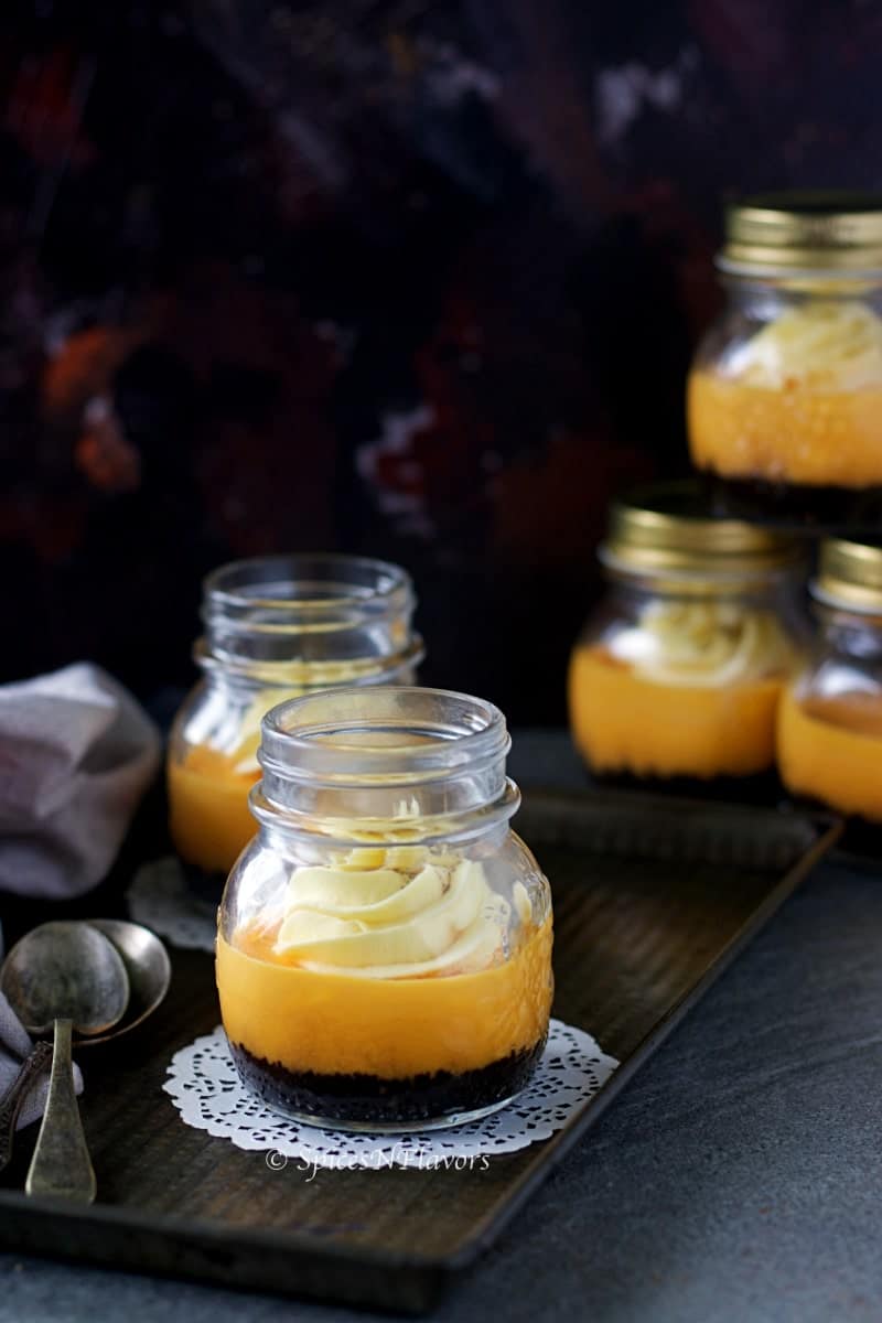 instant pot pumpkin cheesecake made in jars