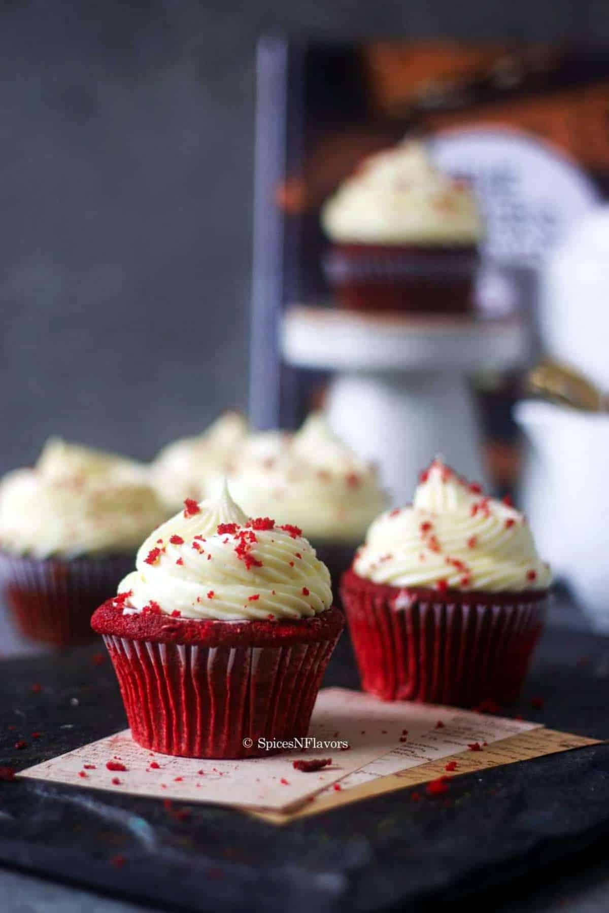 Easy Vanilla Frosting Recipe without butter for cupcakes