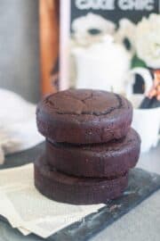 How to make Cake Mix recipe without Eggs - Spices N Flavors