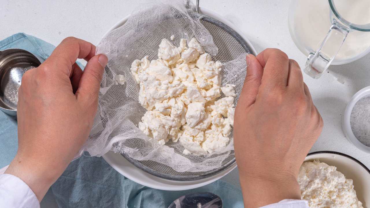 freshly prepared cottage cheese placed in muslin cloth