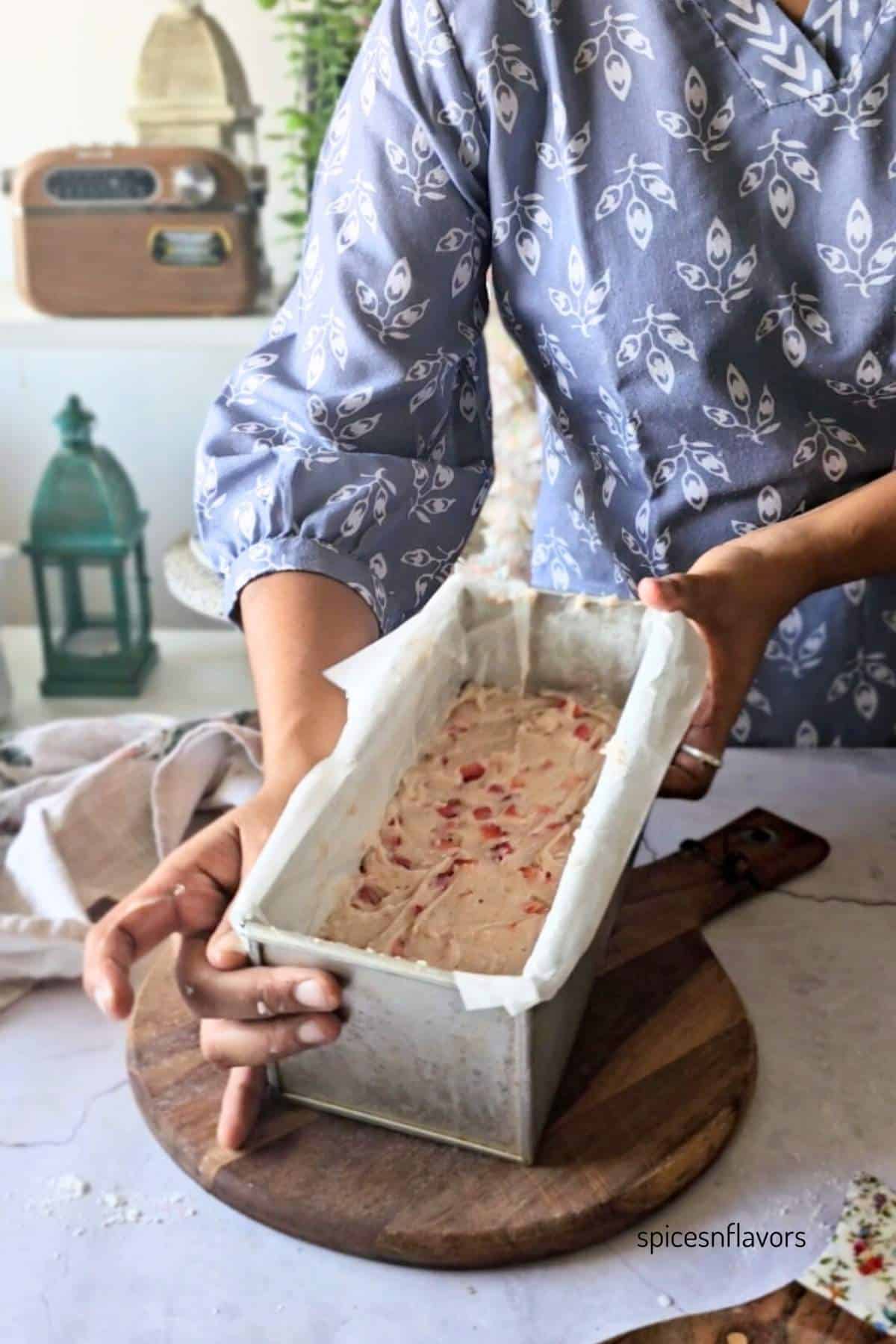 transfer the batter to loaf pan