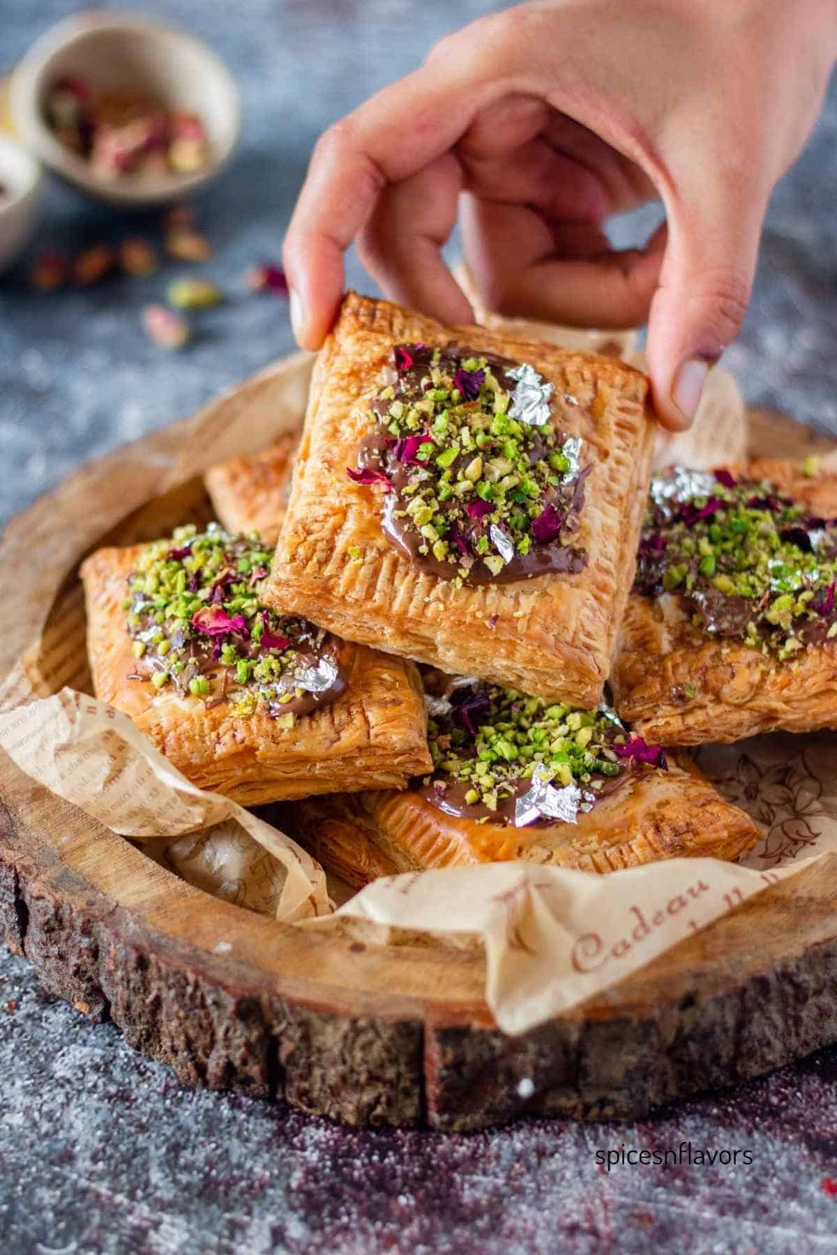 picking up a soan papdi square